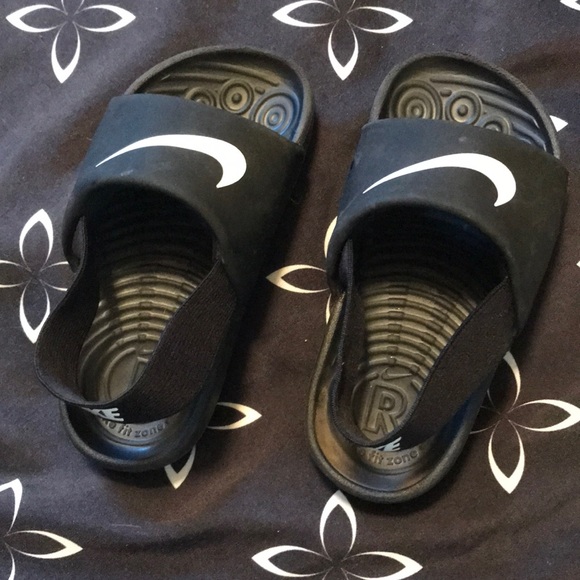 nike sandals 8c